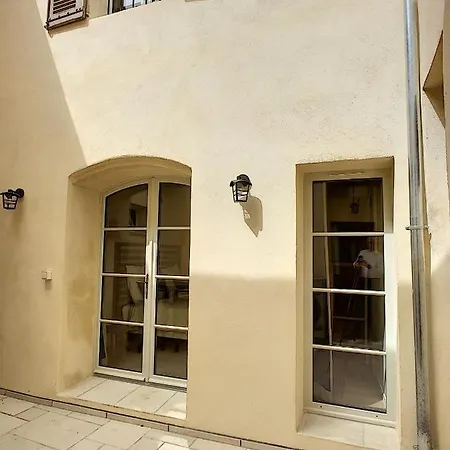 Maison Luxe 4 - Patio - Climatisation - 10 Minutes A Pied Du Pont D'avignon * Awinion