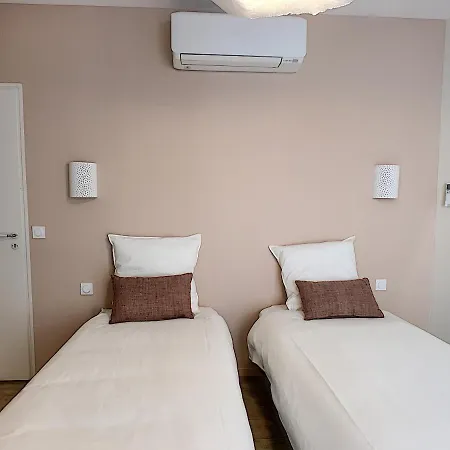 Maison Luxe 4 - Patio - Climatisation - 10 Minutes A Pied Du Pont D'avignon * Awinion